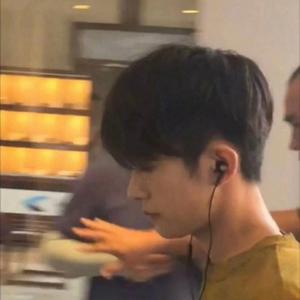 国产乡下三级全黄三级
